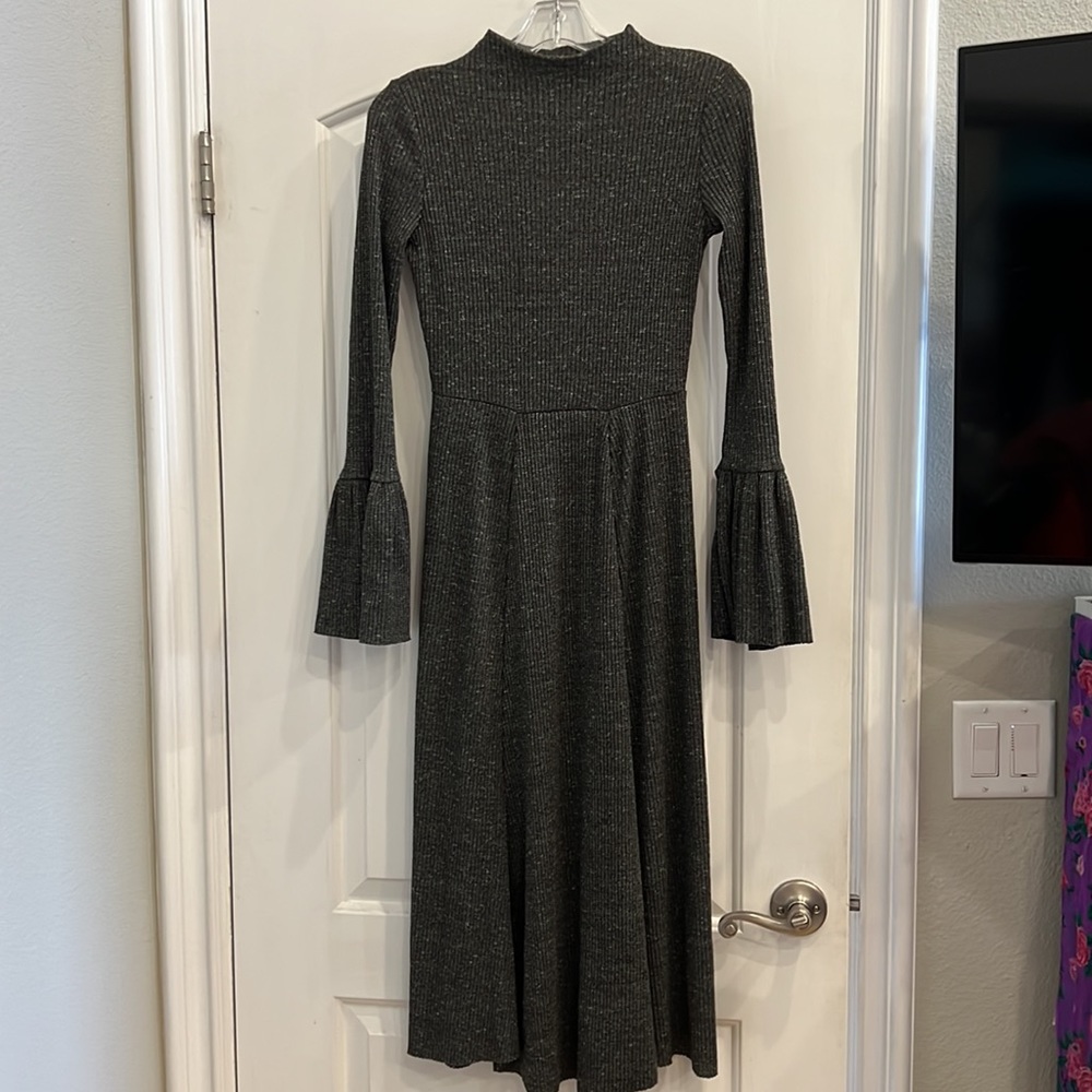 NWT Grey long sleeve dress